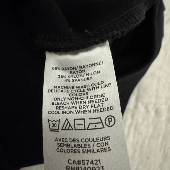 Loft ankle pant elastic waist, pull on black. Size MP - Picture 6 of 7